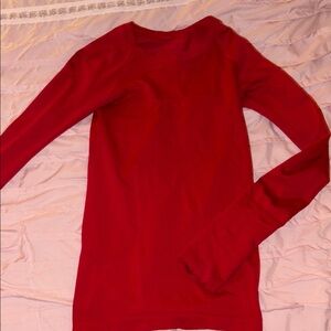 Lululemon Red swiftly tech